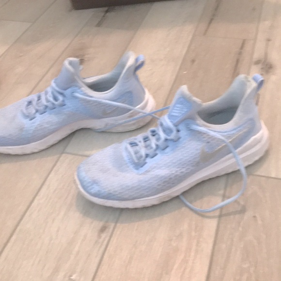 Nikes - Picture 1 of 4